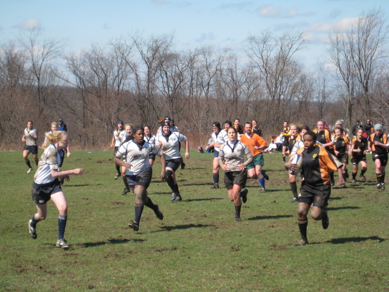 I don't know her name, but the visitors saw a lot of the woman who's carrying the ball here. 